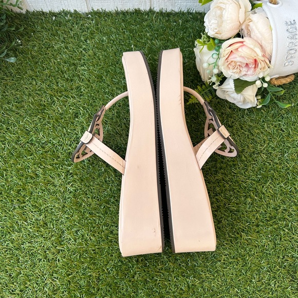 Tory Burch  MILLER WEDGE SANDAL
$275 size 9.5 gently used
Color: Soft Pink - Picture 10 of 16